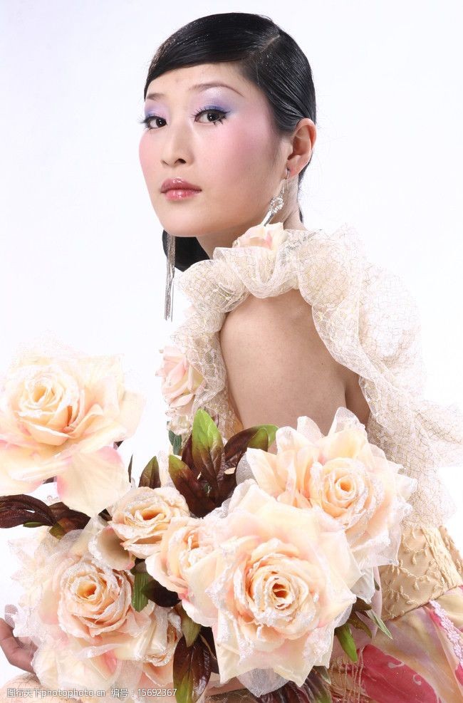 婚纱摄影样片美丽新娘图片
