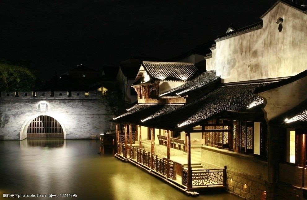 江南水乡乌镇夜景图片