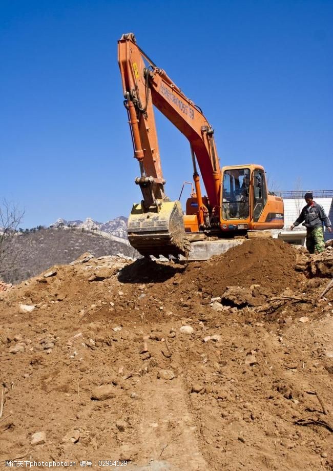 要致富先修路图片