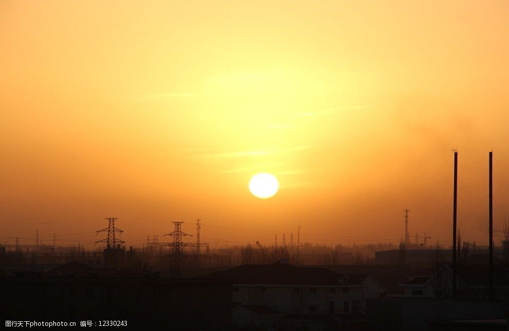 钢城初升的太阳图片