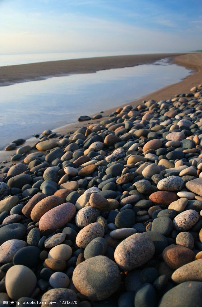 关键词:鹅软石 大海 沙滩 自然风景 自然景观 摄影 72dpi jpg