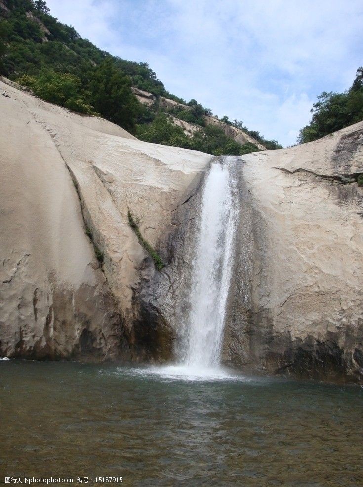 关键词:龙潭沟美景之天池 河南 龙潭沟 高山 池水 美景 天池 自然风景