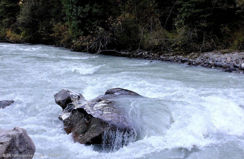 中流击水的神龟石图片