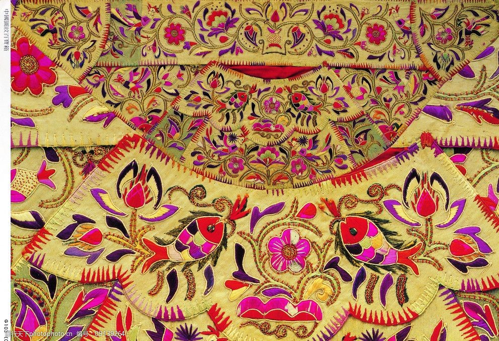 关键词:传统 绣花 艺术 古代 衣服 彩绣 鱼纹 吉祥图案 广告人图库