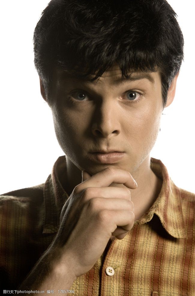 关键词:拖着下巴惊讶表情 惊讶 人物表情 帅哥表情 男孩表情 男人表情