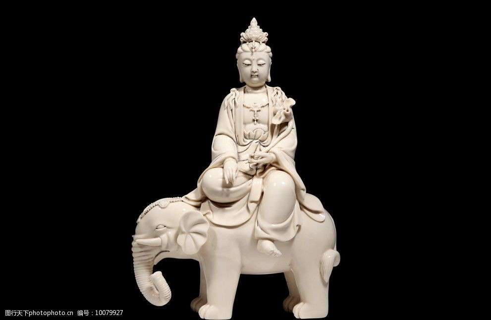 德化白瓷骑狮文殊菩萨像图片