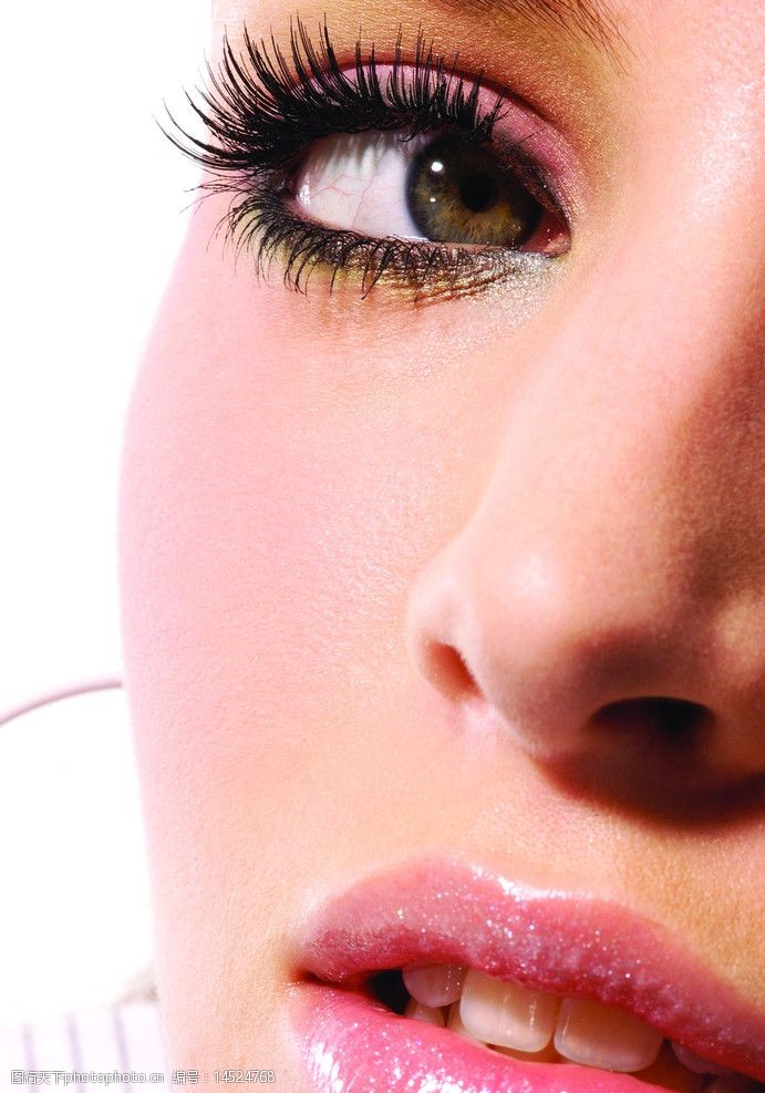 迷人明亮眼睛图片