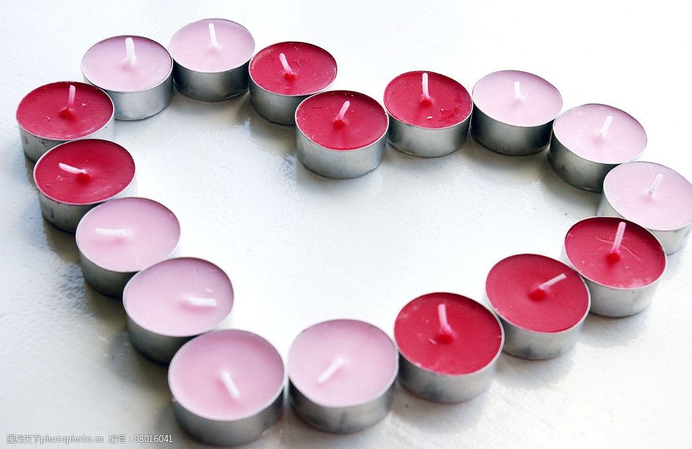 心型蜡烛图片