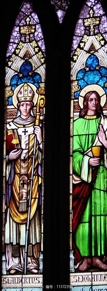 教堂彩色窗图片