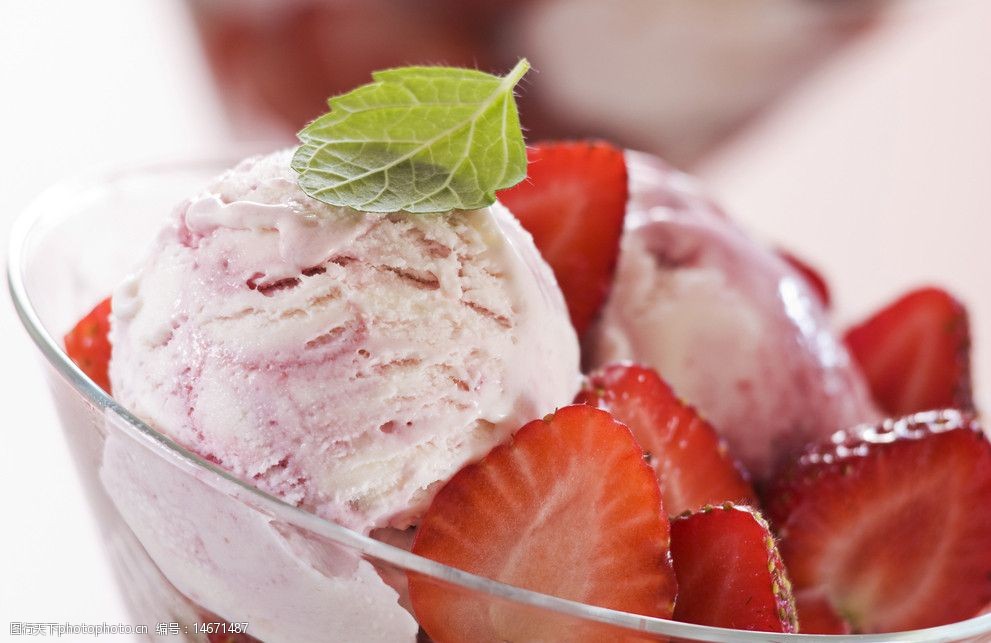水果冰点甜点图片