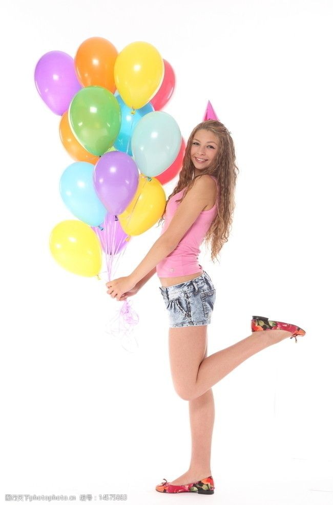 拿着气球的高兴美女图片