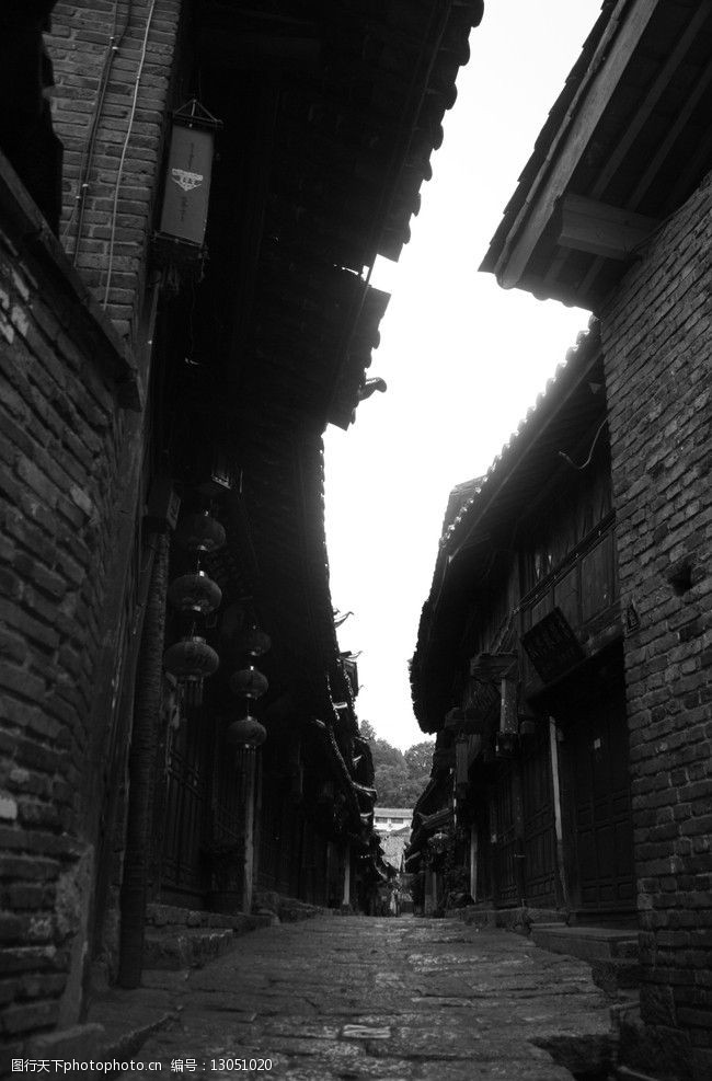 关键词:丽江古镇 丽江 古镇 古建筑 小巷子 古道 古房 清晨 国内旅游