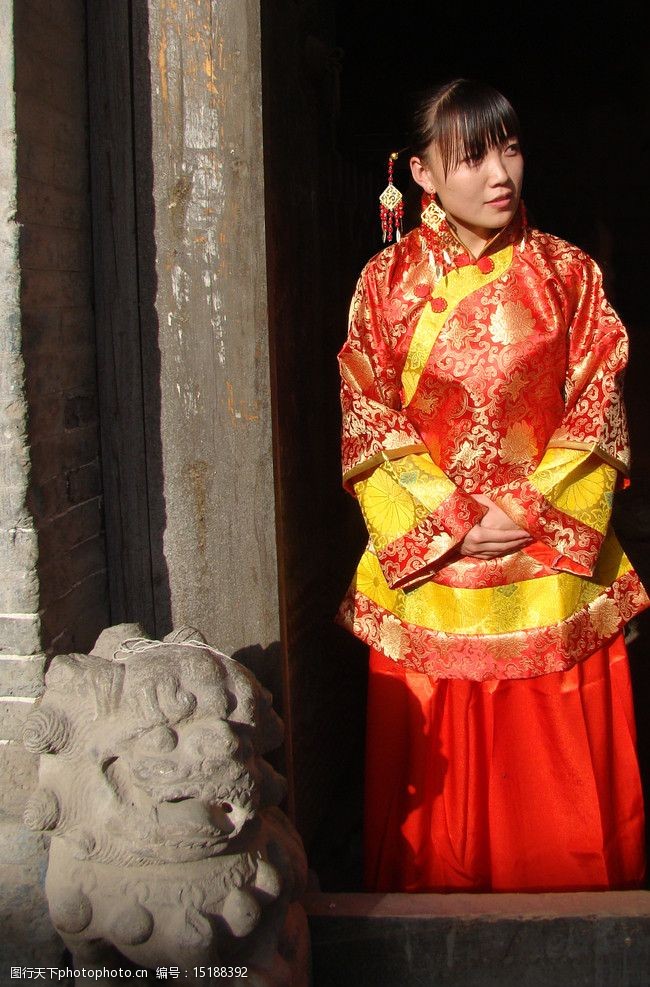 关键词:大家闺秀 古代美女 秀合 民国女人 中华民国 清朝女子 贵妇